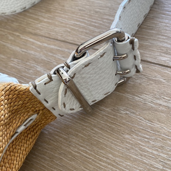 FENDI Oyster Selleria Lavorazione a Mano handbag. Straw/white leather!! - Picture 5 of 16